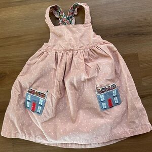 NEW. Mini Boden House Window Pockets Pinafore Dress, Size 3-4y